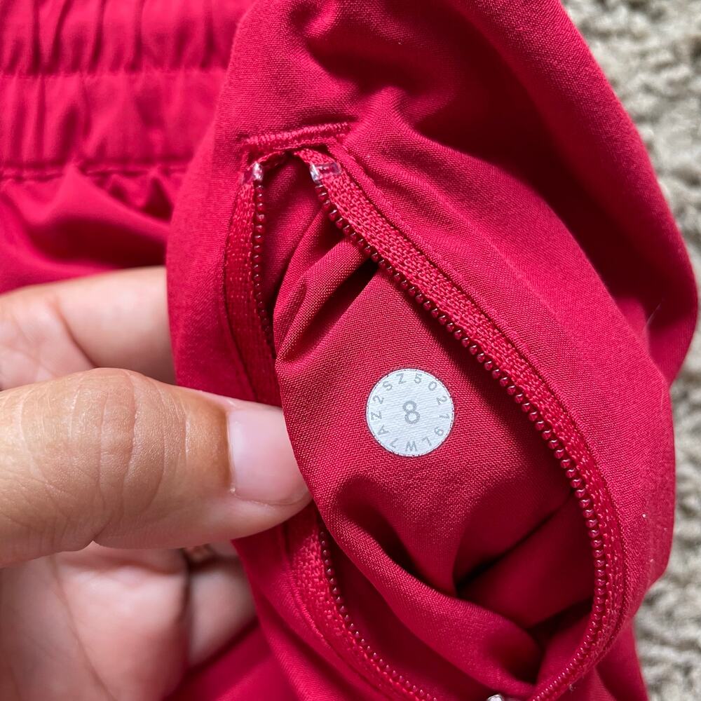 Lululemon Tracker Short V *4" in Red Lined size 8 - Picture 10 of 14